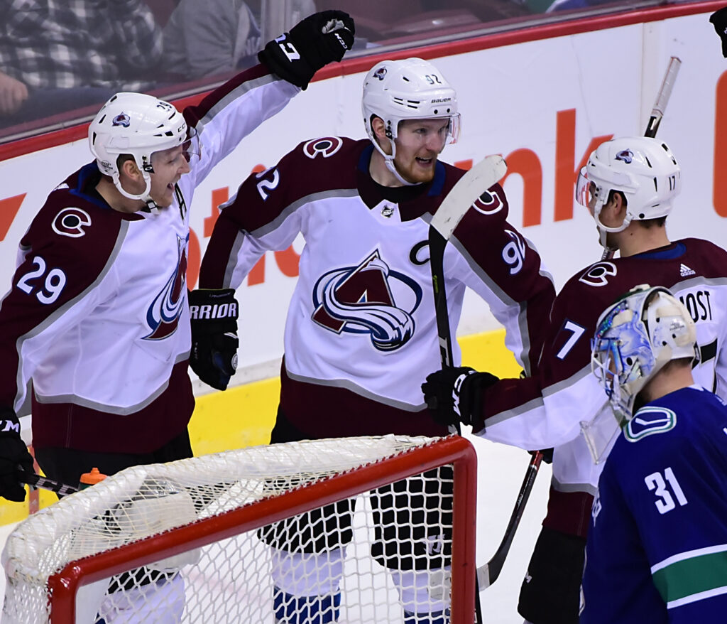 BSN Exclusive: Nathan MacKinnon drops the mic on Canucks, injury skeptics