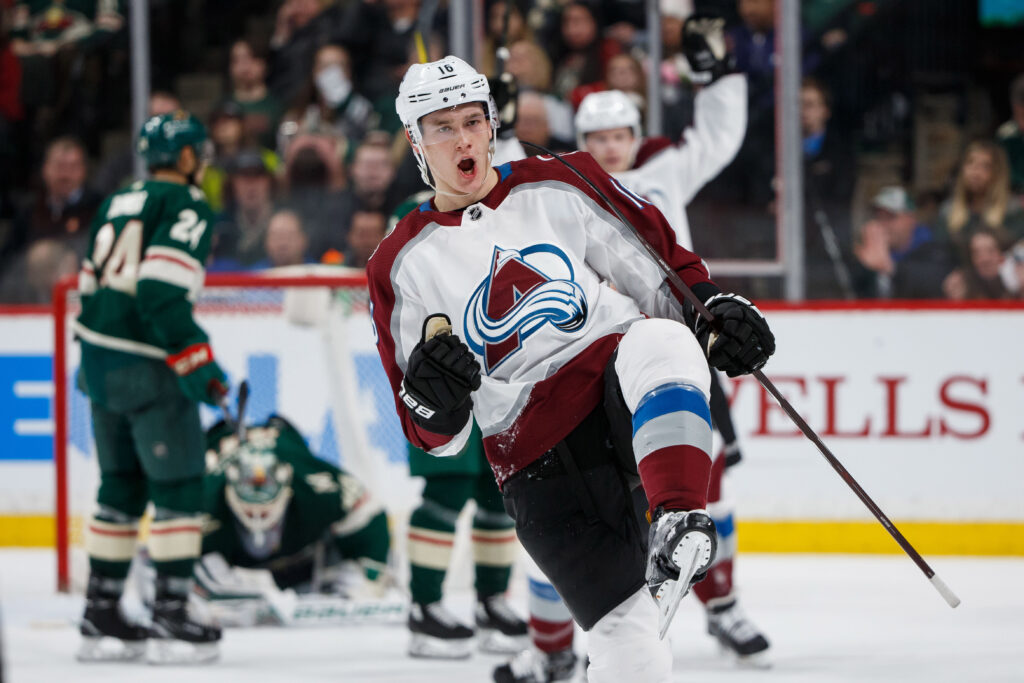 Avs beat Wild to stay in playoff hunt
