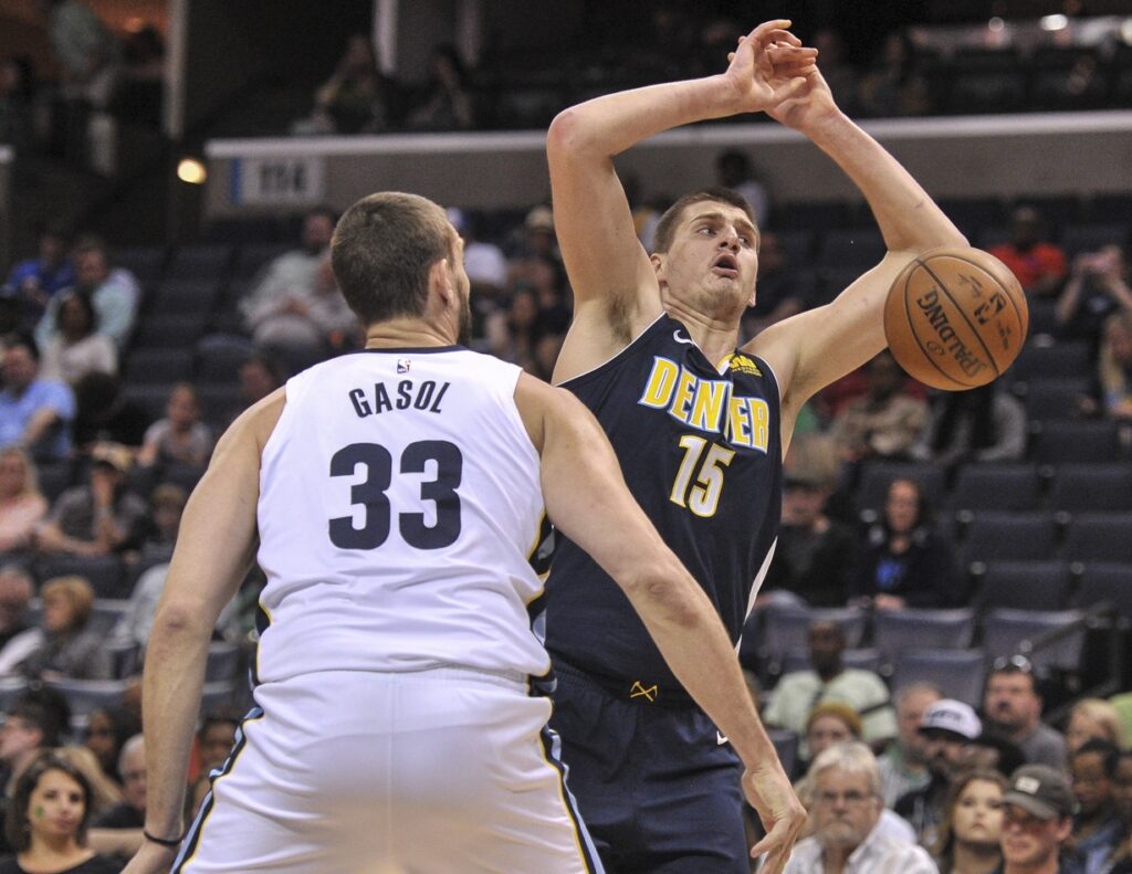Nuggets’ playoff hopes on life support after ugly loss in Memphis