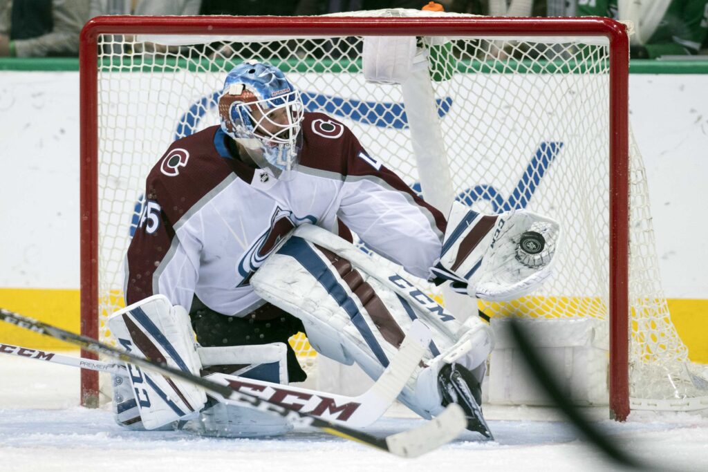 Avs-Ducks player grades: Collapse