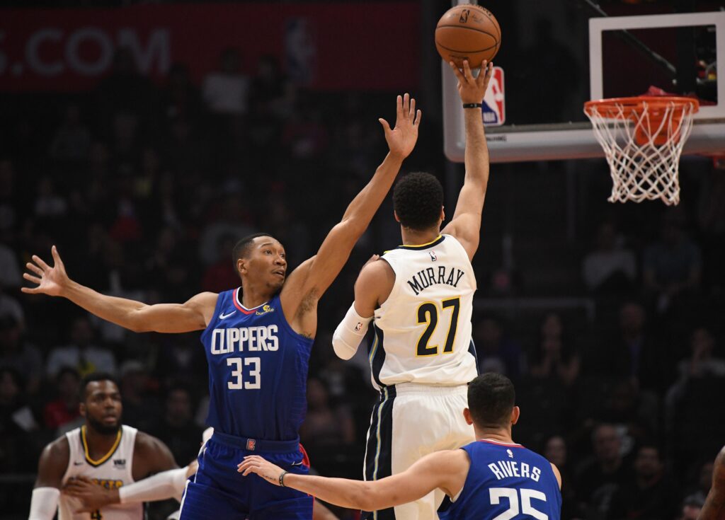 Red hot Nuggets blow out Clippers to win fifth straight