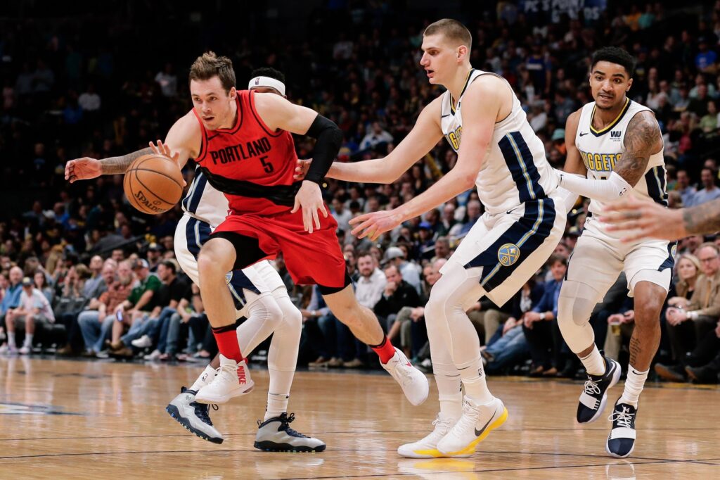 Nuggets stonewall Trail Blazers to win sixth straight
