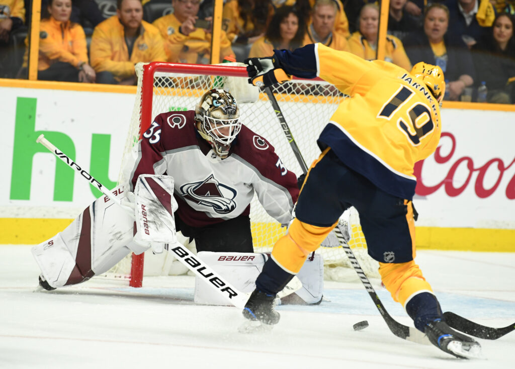 BSN Exclusive: Behind the mask of the man that stole Game 5 for the Avalanche
