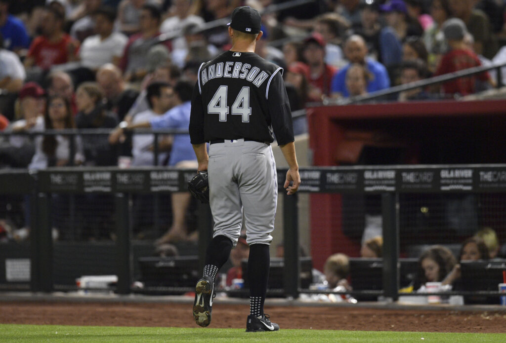 Anderson, LeMahieu exit game early in Miami
