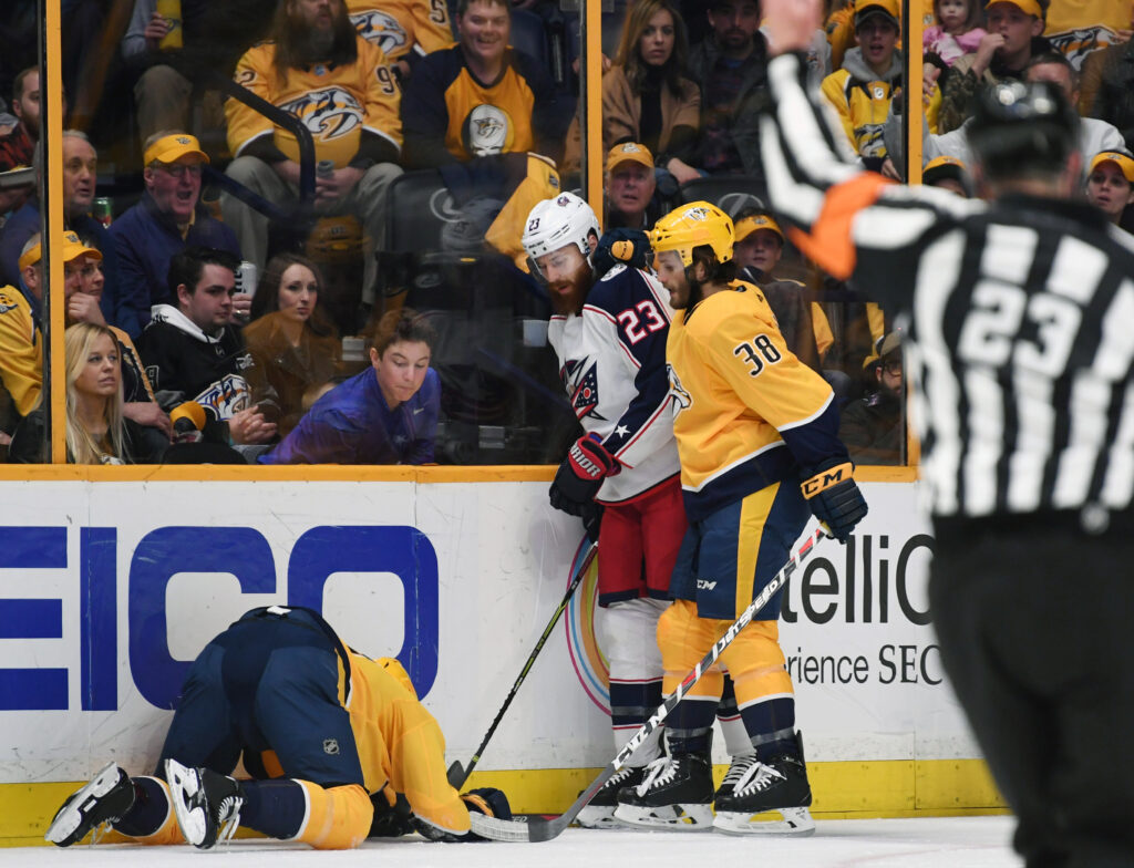 Avalanche signs veteran defenseman Ian Cole