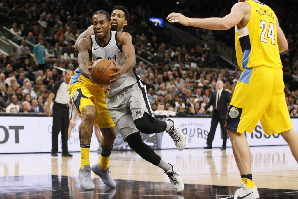 Nuggets, Spurs talk Kawhi Leonard, according to report