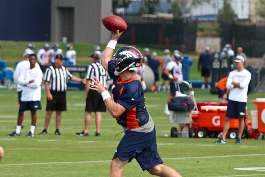 Broncos Film Room: How Case Keenum became a third-and-short wizard in 2017