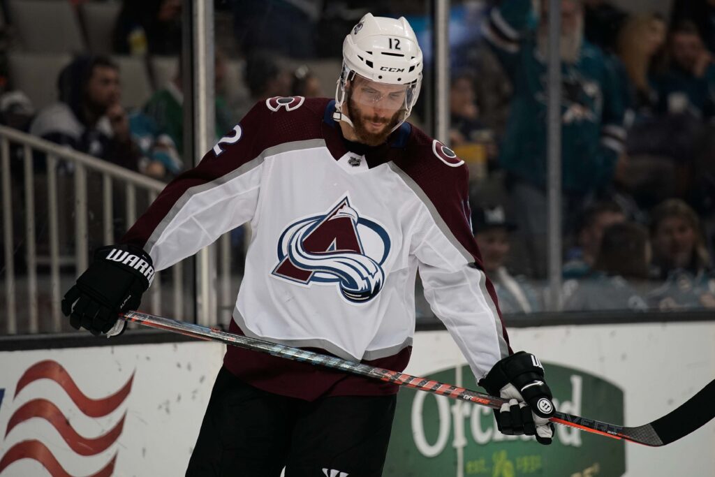 BSN Exclusive: Avalanche signs last unsigned player