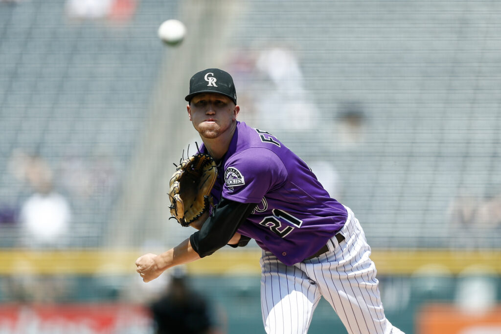Ian Desmond walks off on Padres as Rockies win second straight series