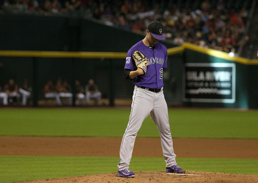 Rockies sweep Diamondbacks, eliminating their rivals from the postseason
