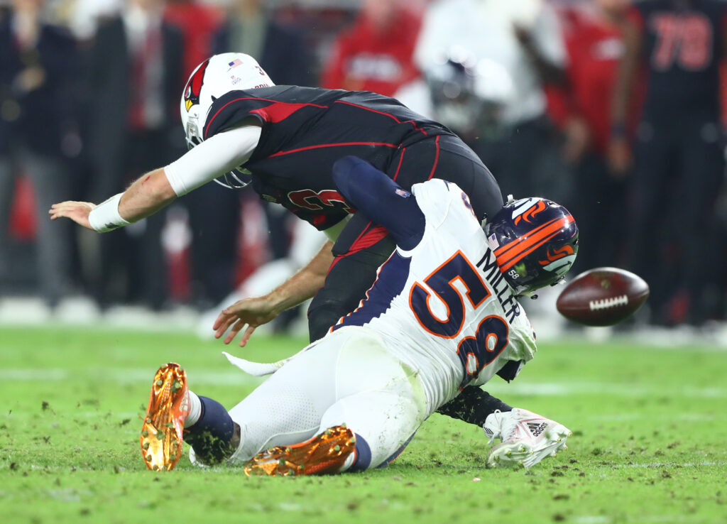 Broncos kick Cardinals’ ass