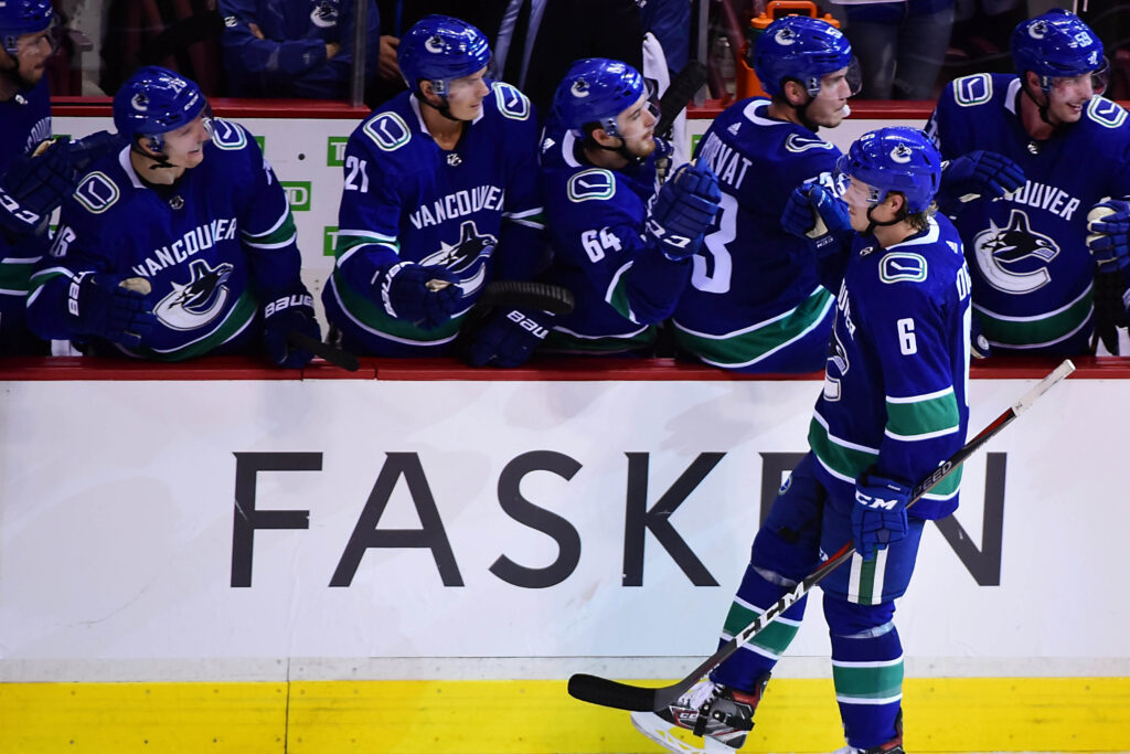 Avs-Canucks player grades: Goaltending is hard
