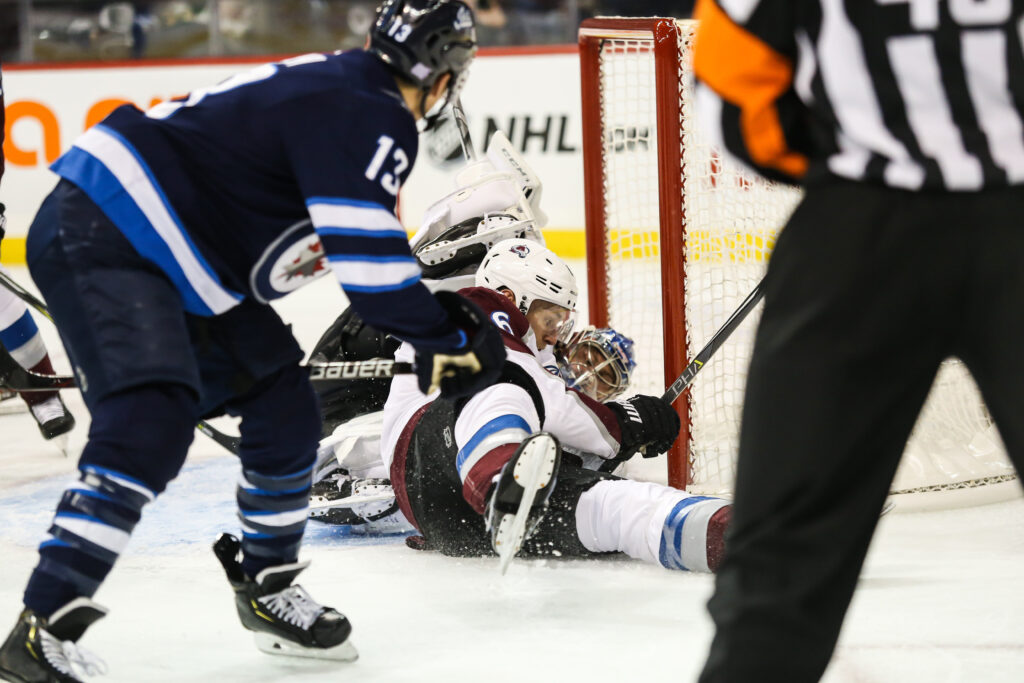 Avalanche drop fifth straight in frustrating loss to Jets