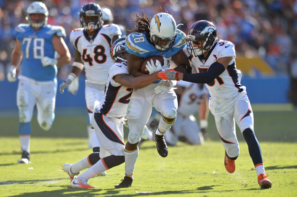 Broncos Roundtable: How can Denver beat LA?