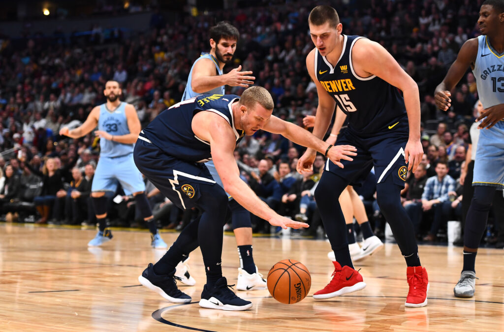 Nuggets-Grizzlies Grades: The Twin Towers are back