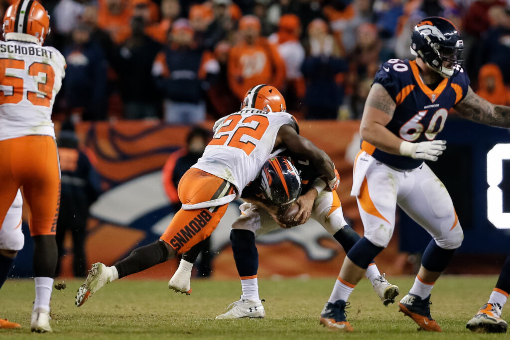 With their season on the brink, the Broncos fall short