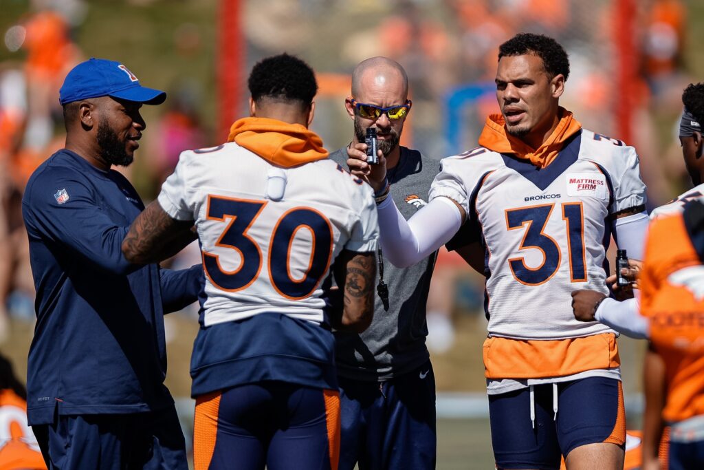 How the Broncos plan on replacing Justin Simmons while he’s on the injured reserve