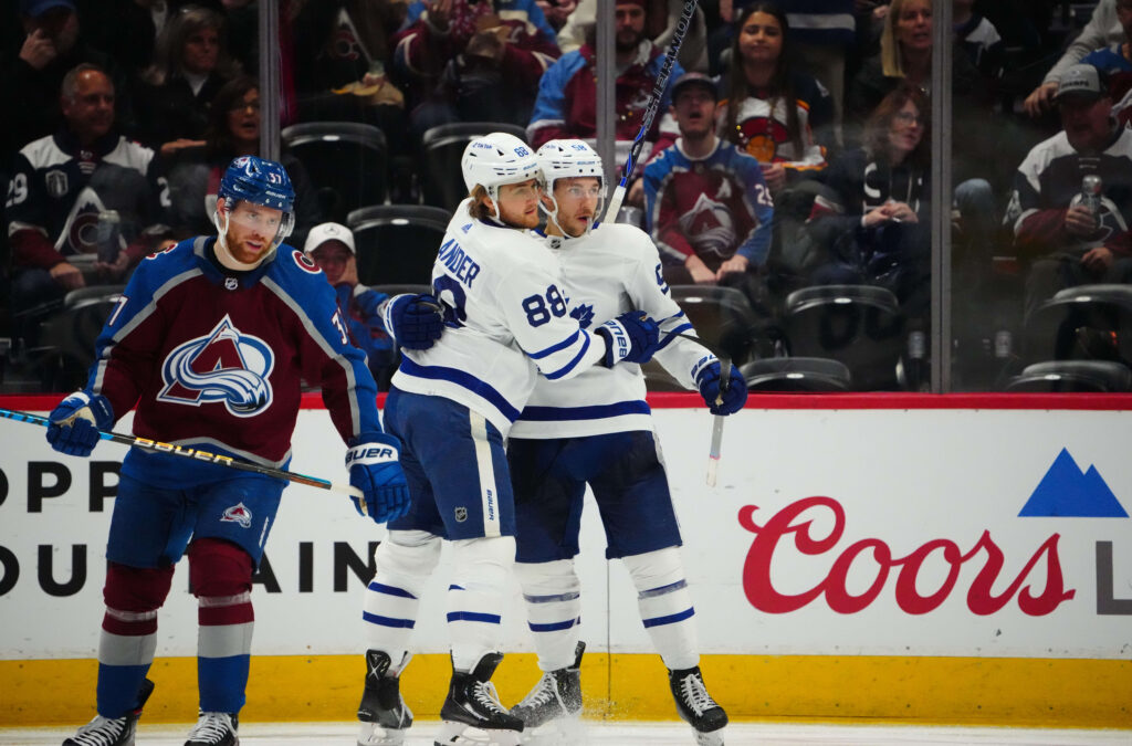 Avs end year with a thud, lose big to Maple Leafs