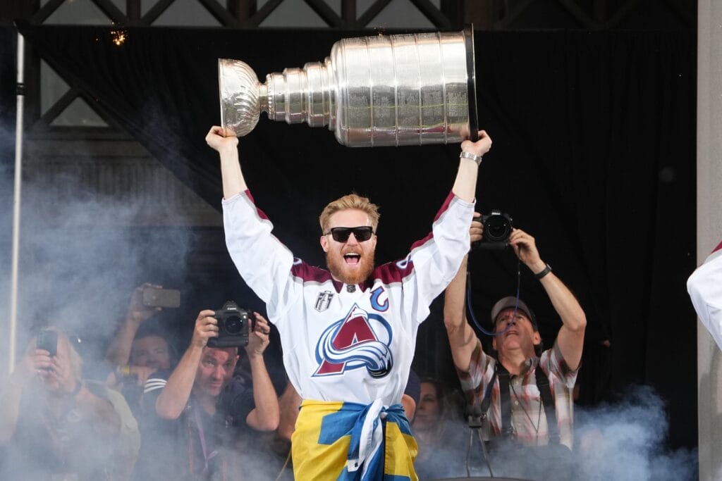 Landeskog Discusses Rehab Milestones, Nichushkin’s Future with Avs Depends on Commitment to Recovery