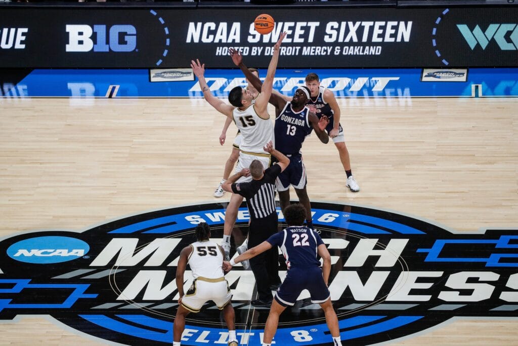 Pac-12 is building an elite hoops conference, Gonzaga to join league in 2026
