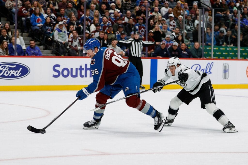 Mikko Rantanen hat trick powers Avalanche to win over Kings