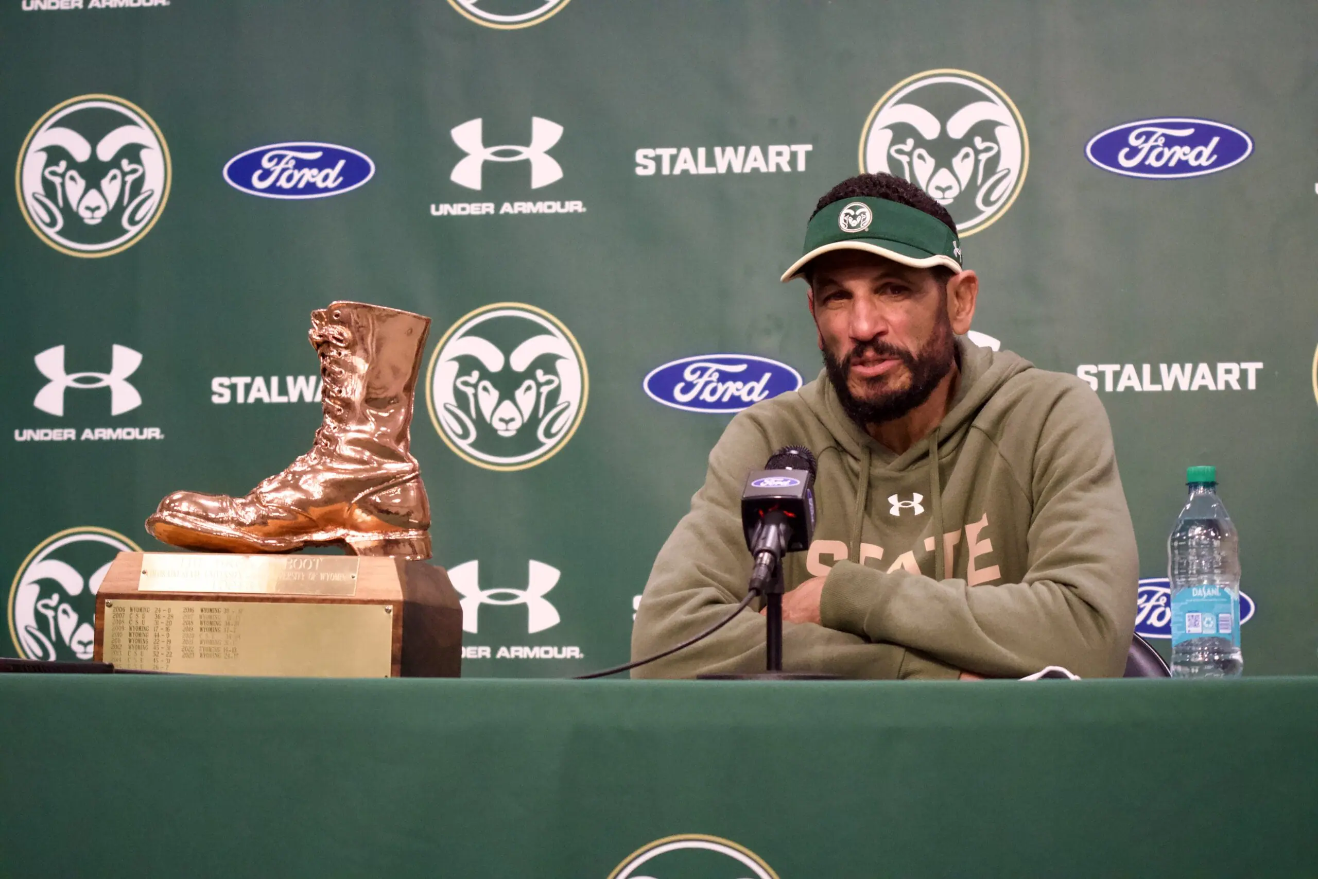 NORVELL AND TROPHY 2 scaled