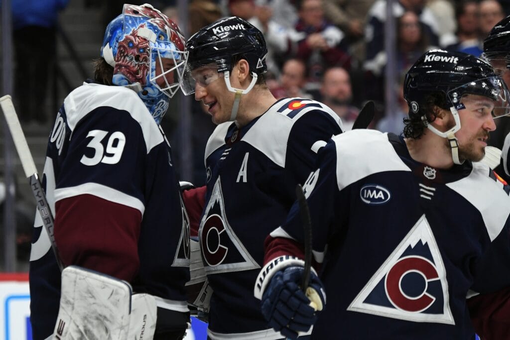 The Colorado Avalanche throttled the St. Louis Blues in a much-needed division win
