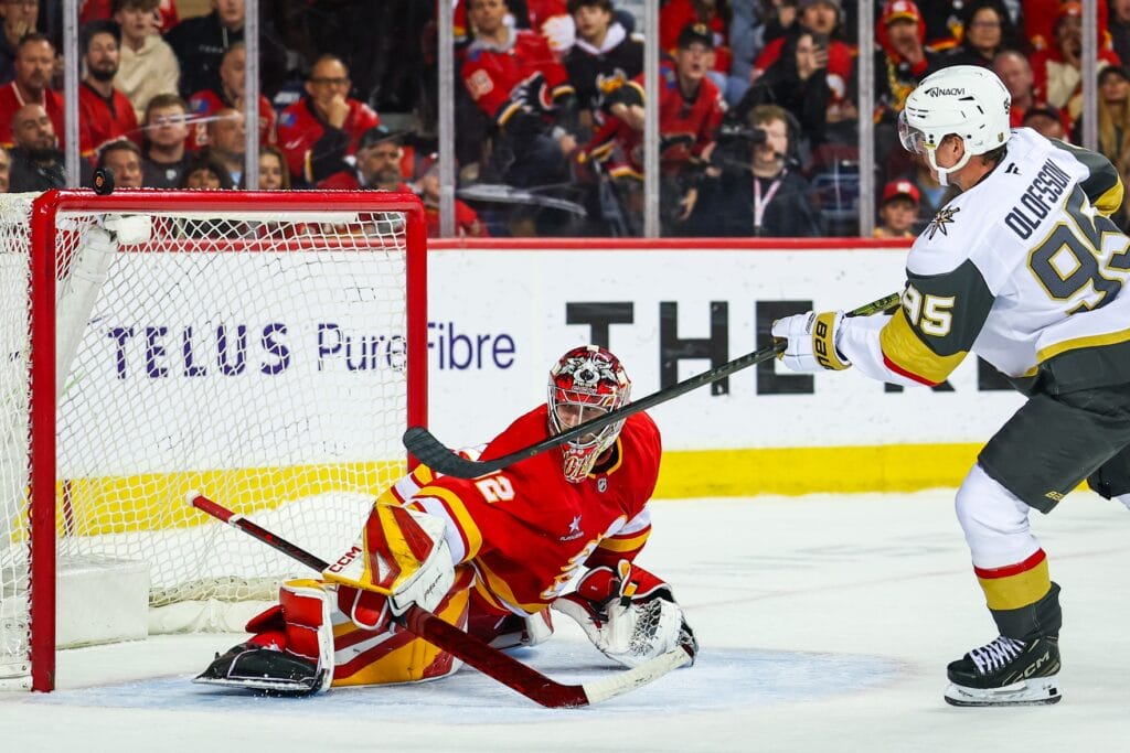 Avalanche add more goal-scoring depth by signing Victor Olofsson