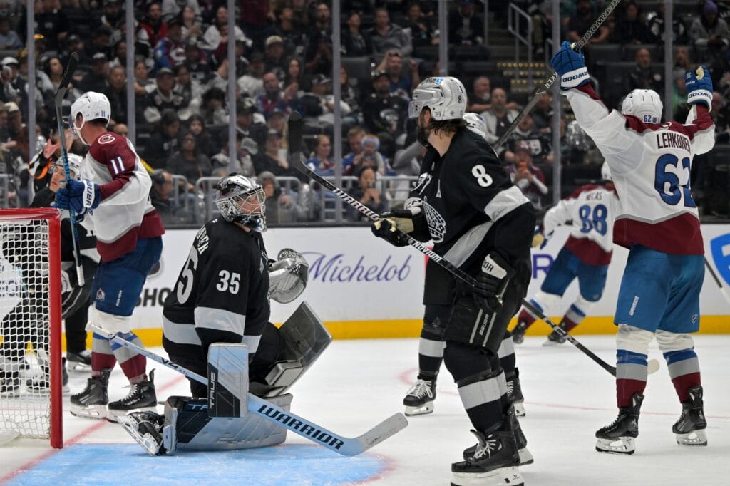 Martin Necas is poised for a huge season and 4 other takeaways from the Avalanche’s season-opening win