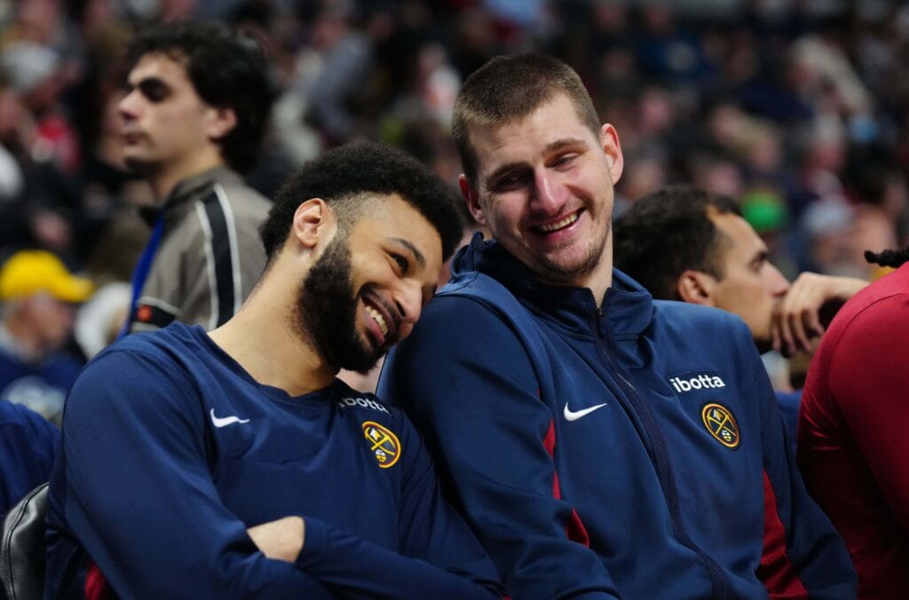 Nuggets-Warriors Instant Reactions: Nikola Jokic, Jamal Murray blow out Steph Curry-less Warriors