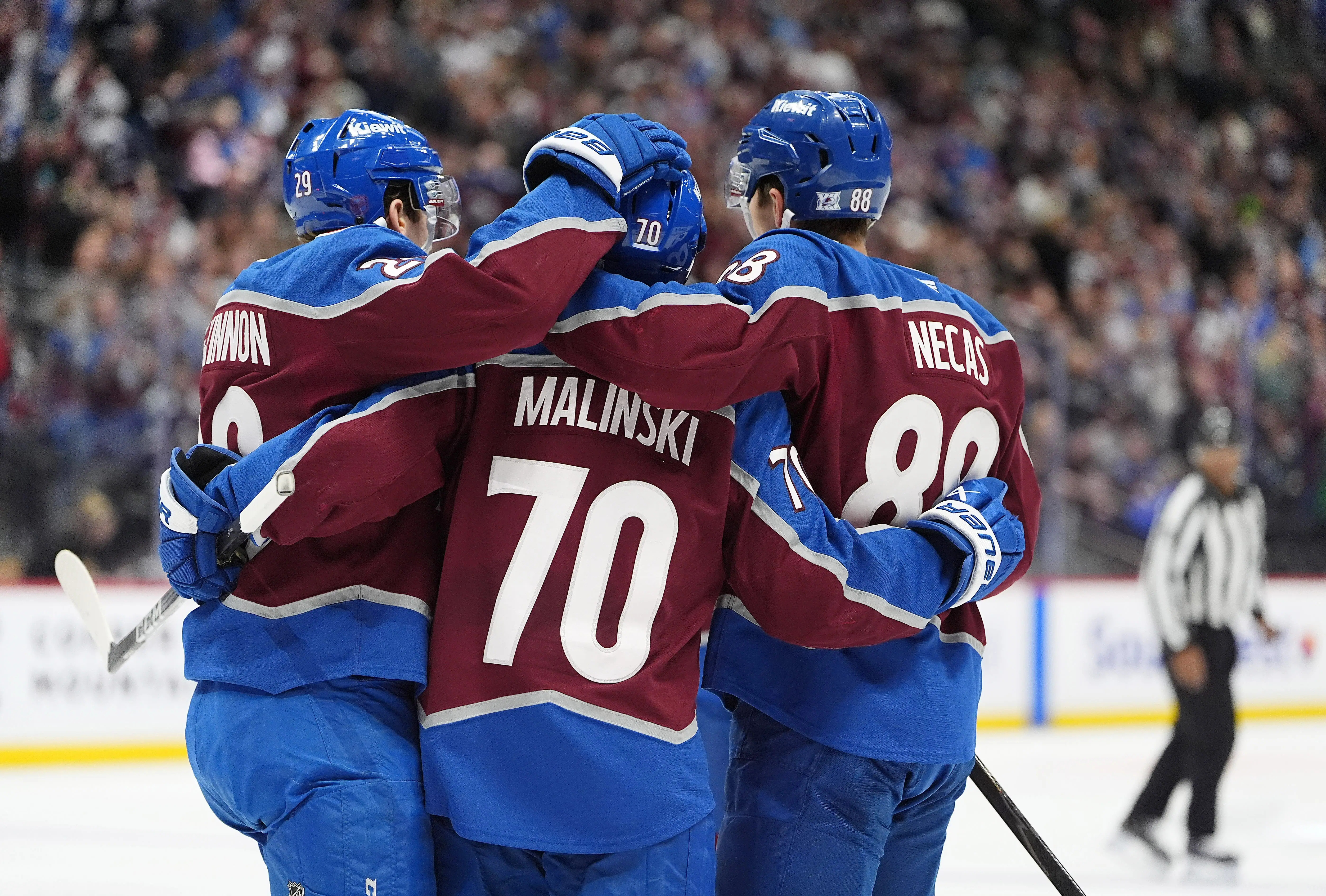 INSTANT REACTION: Avs 6-0 win over the San Jose Sharks pushes