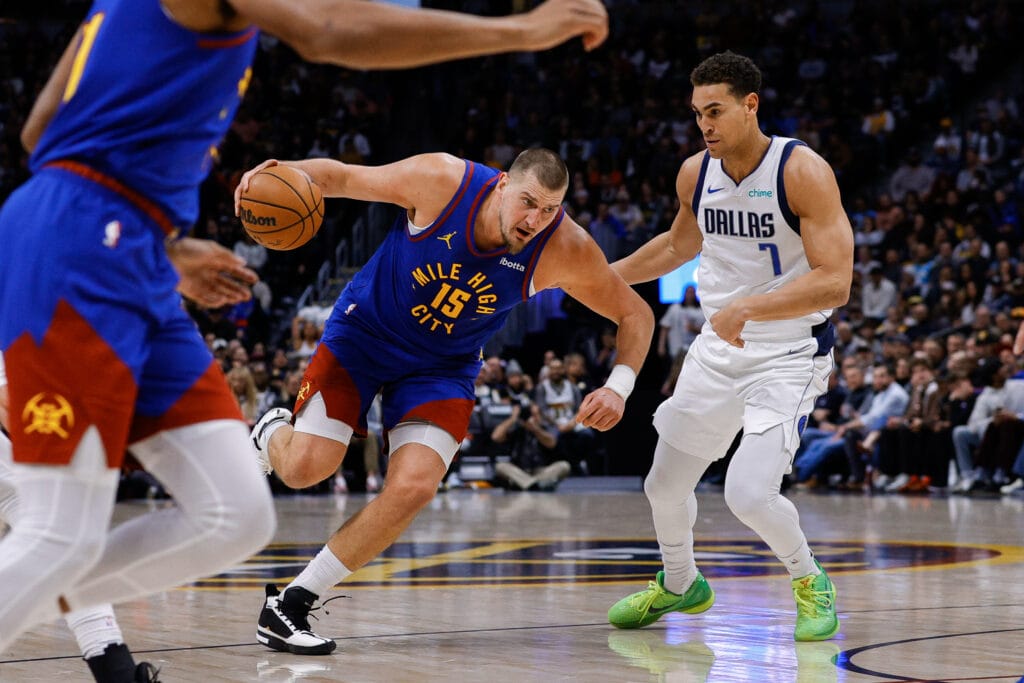 Nuggets-Mavs Instant Reactions: Nikola Jokic, Denver embarrassed by Dallas in 4th straight home loss