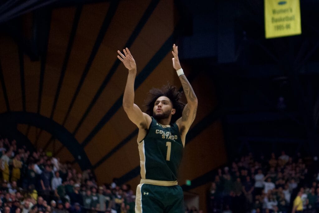 Josh Pascarelli shows shades of Steph Curry — the Colorado State guard hits eight threes in a massive win over Colorado