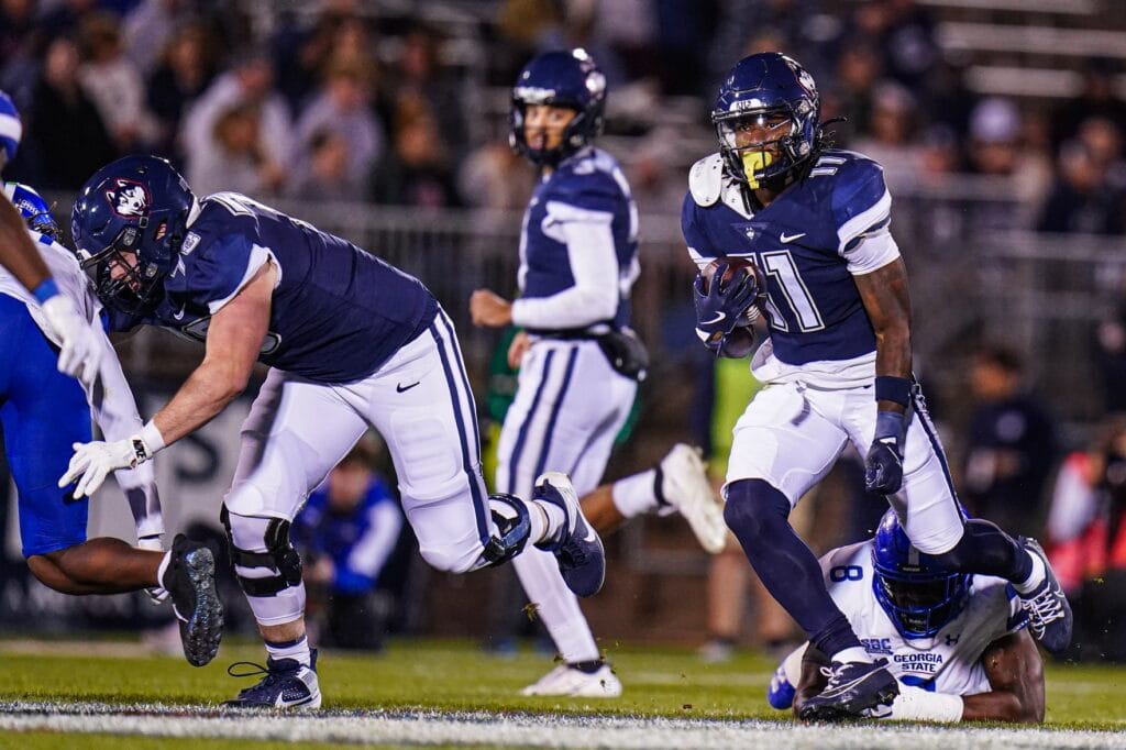 Durell Robinson reunites with Jim Mora at CSU — former UConn, Auburn running back is the latest exciting offensive addition for the Rams