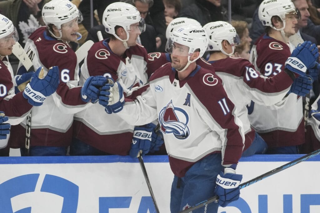 Avalanche of the Week: Brock Nelson taps his way to a five-point week