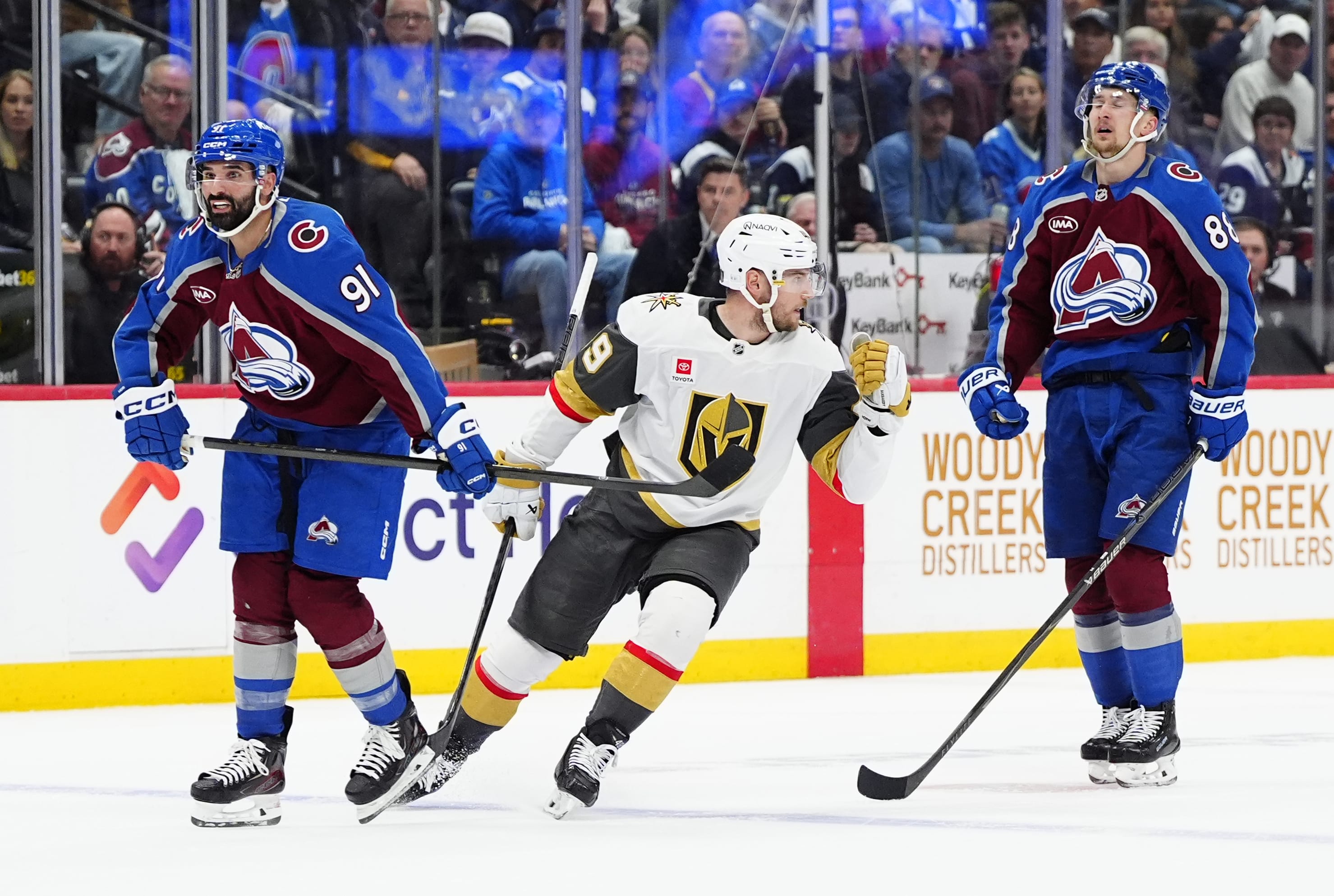 Avs