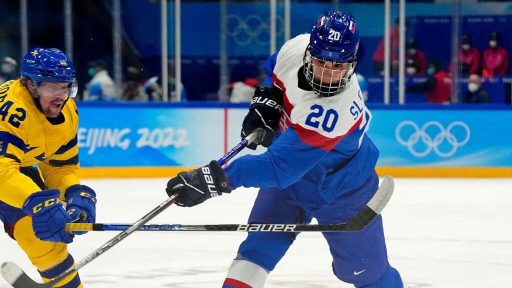Hypothetically speaking: Here are the Blackhawks’ best fits at the 2nd and 4th overall draft picks
