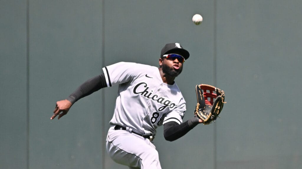 White Sox mailbag: Injuries, prospects, offseason plans and what I eat at Guaranteed Rate Field