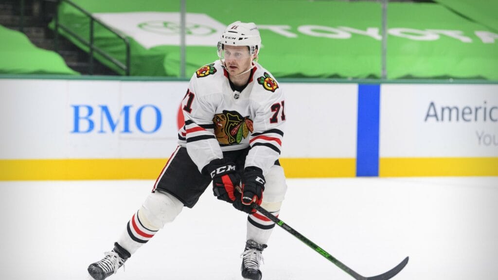 This Week in Chicago Blackhawks History: Wilson traded, Esposito inducted, and more.