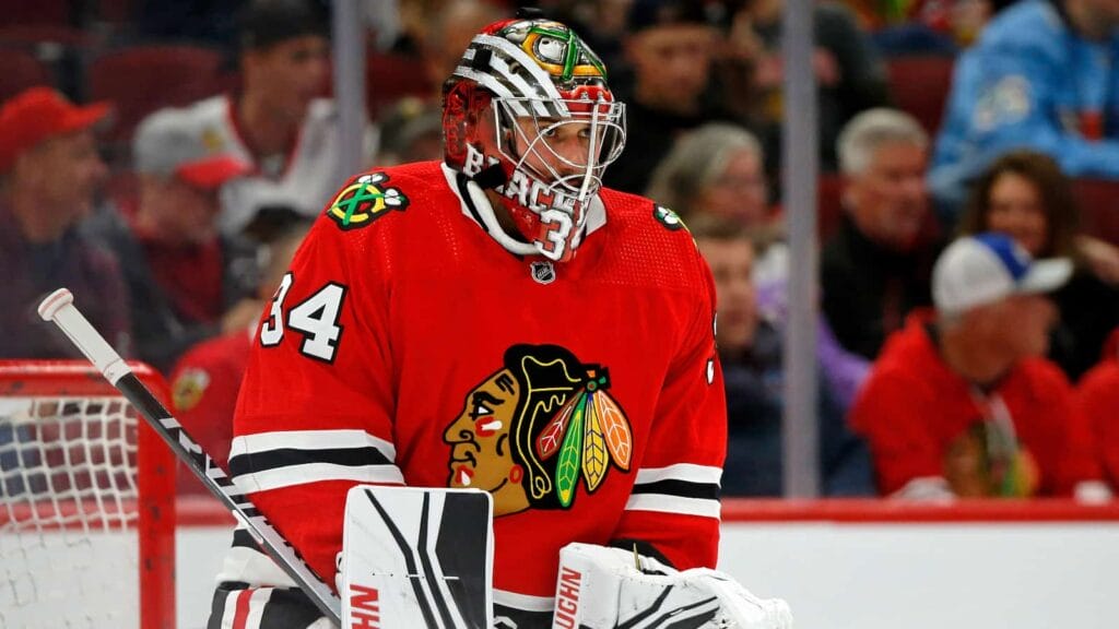 Blackhawks, Petr Mrazek Agree to Two-Year Extension