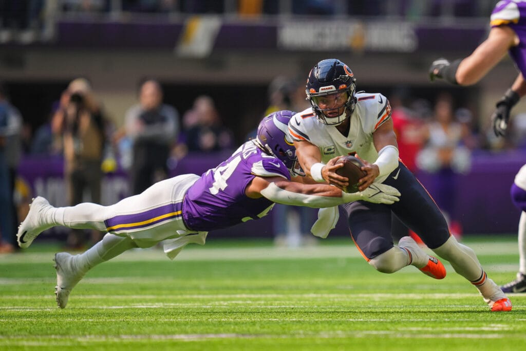 Bears have nobody to blame but themselves for 29-22 loss to the Vikings