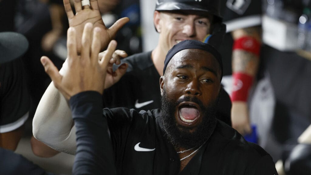 White Sox offseason look-ahead: Josh Harrison return or opportunity to upgrade at second base?