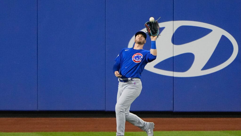6 plays that defined Gold Glove season for Cubs’ Ian Happ