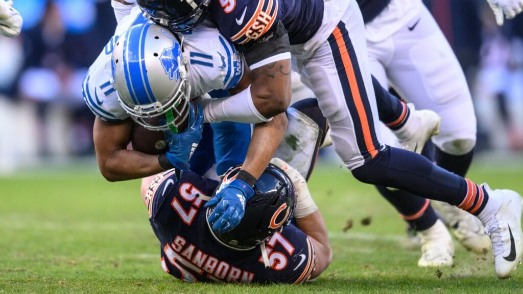 Jack Sanborn’s stock continues to skyrocket as Bears fall to the Lions