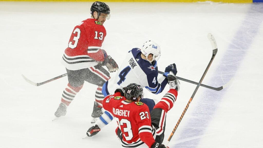 Three Hawks Hits: Blackhawks follow familiar script in 7-2 loss to Jets