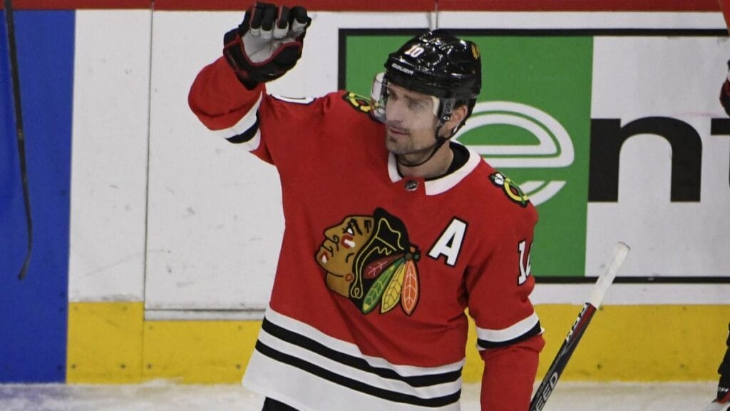 This Week in Chicago Blackhawks History: Stan Mikita, Jeremy Roenick, Patrick Sharp & more