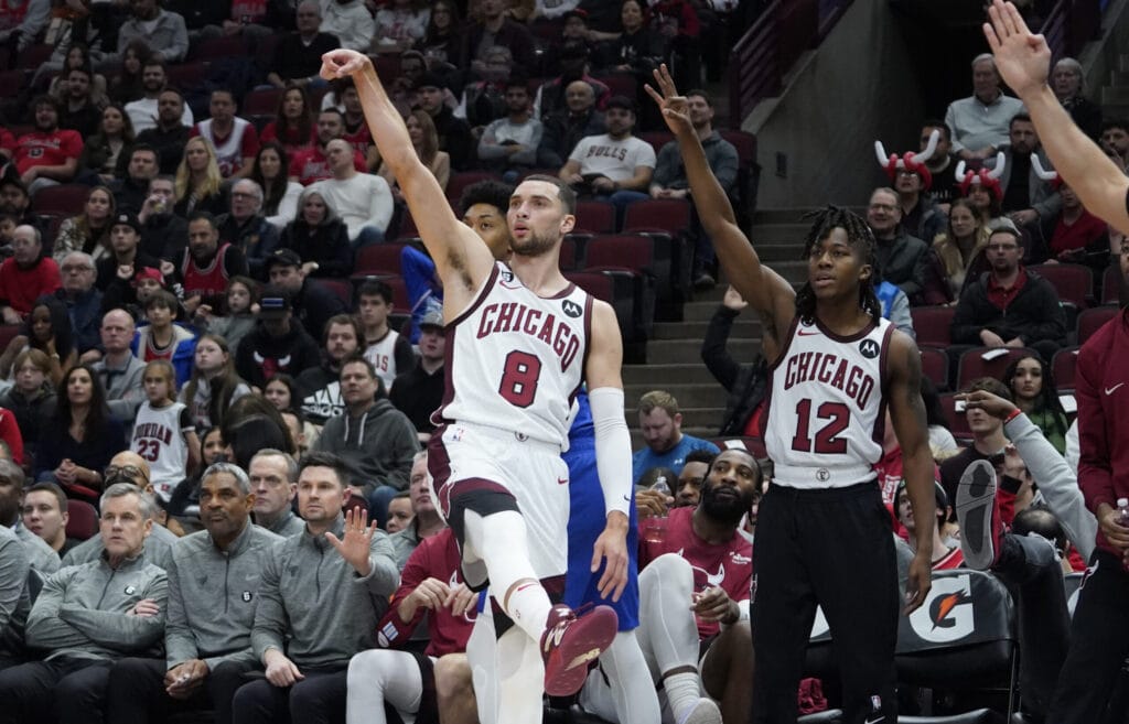 Three takeaways from the Bulls’ big win over the shorthanded Maverickcs
