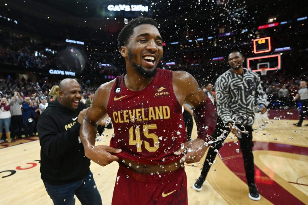 Donovan Mitchell’s 71 points, questionable calls and yet another new low for the Bulls