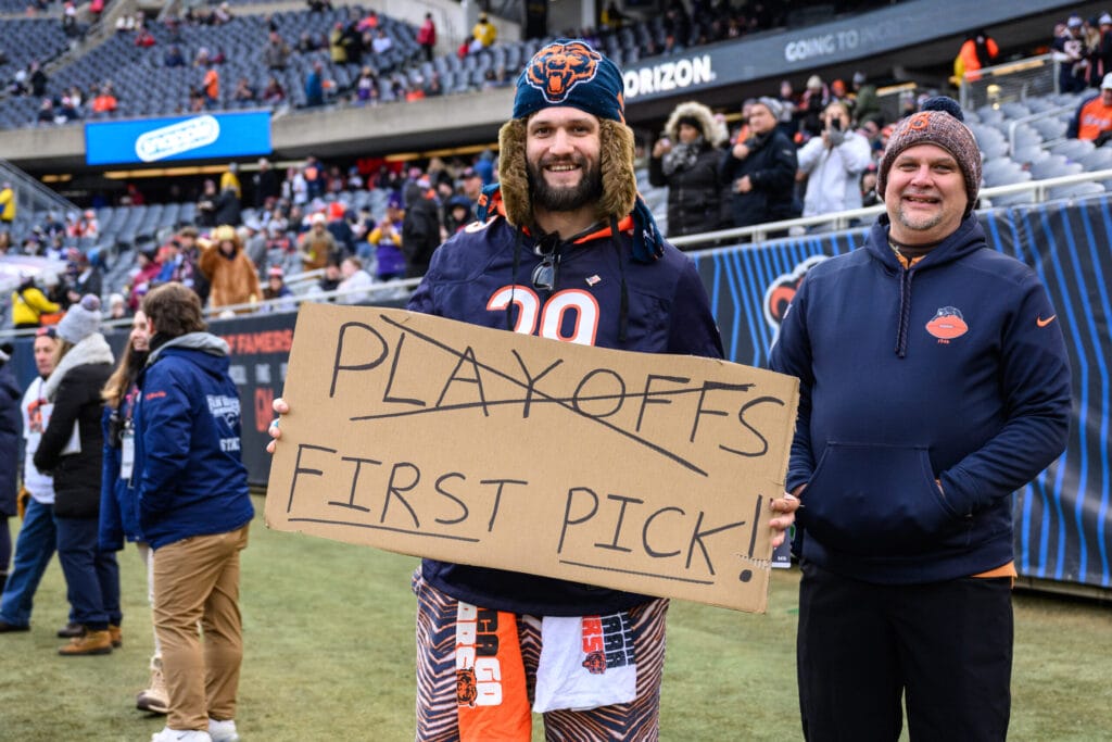 Chicago Bears clinch No. 1 pick in the 2023 NFL draft