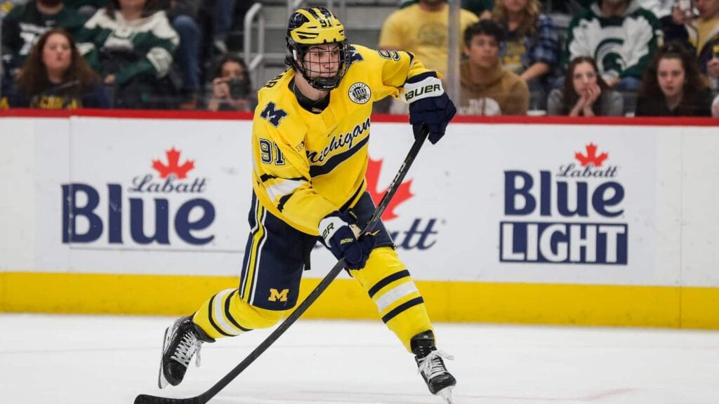 Blackhawks Rebuild Report: Frank Nazar Debuts at Michigan, IceHogs Continue to Grab Points
